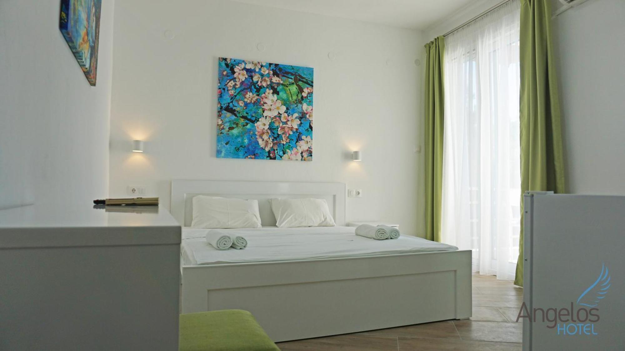 Angelina Hotel Ormos Panagias Ngoại thất bức ảnh