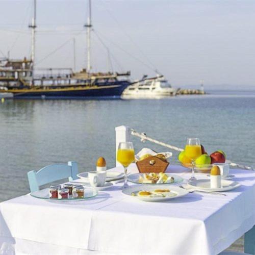 Angelina Hotel Ormos Panagias Ngoại thất bức ảnh